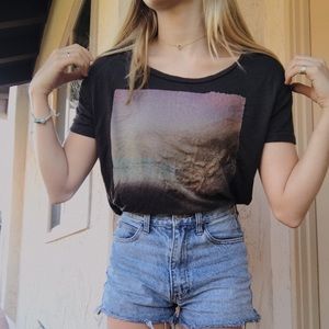 Super soft American Eagle shirt.